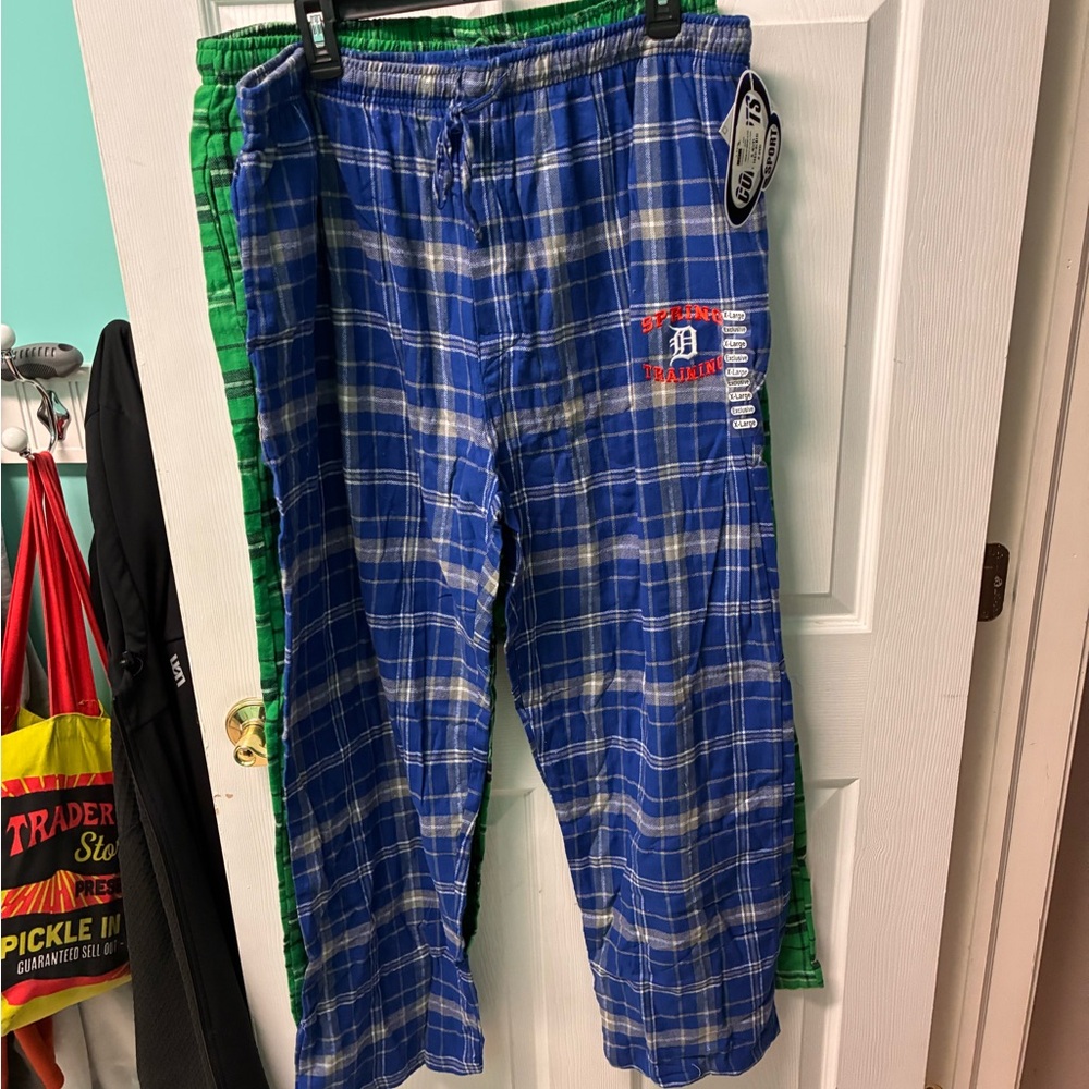 LG Blue and Green Plaid Pants